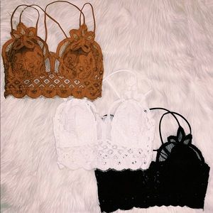 2 pack - Camel & Black Lace Crochet Bralette✨